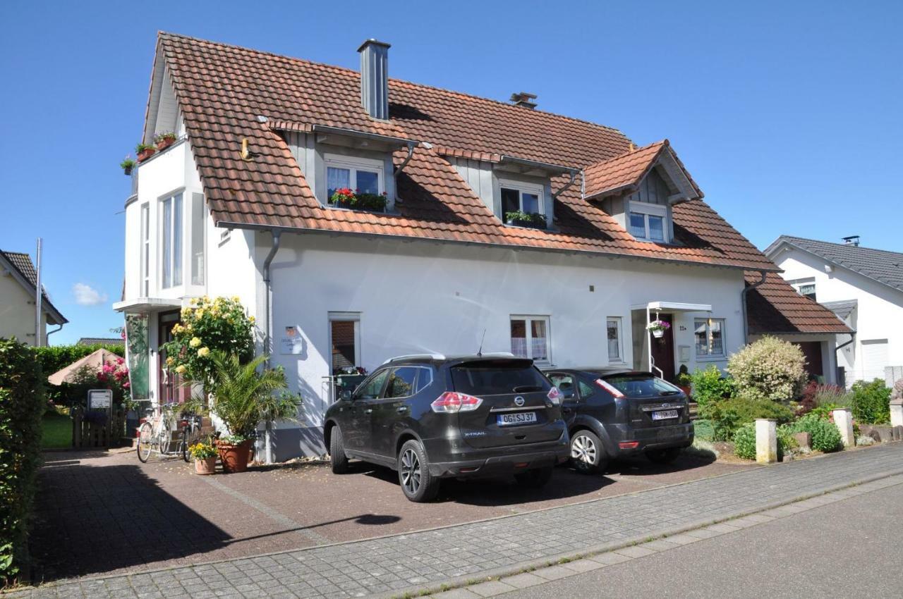 Double Two Lodge Kappel-Grafenhausen Exterior photo